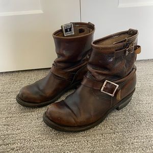 7 1/2 Frye Engineer Boots in Brown Leather